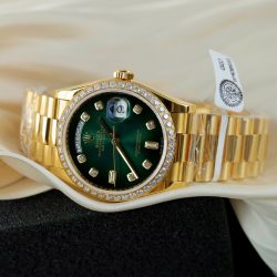 Đồng Hồ Rolex Day-Date 128348 Chế Tác Mặt Xanh Lá Cây Ombre Bọc Vàng 18K Viền Đính Moissanite 36mm (2)