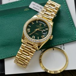 Đồng Hồ Rolex Day-Date Mặt Xanh Lá Cây Chế Tác Bọc Vàng Thật Viền Đính Kim Cương Moissanite Xưởng GM 40mm (2)