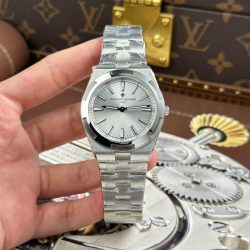 Đồng Hồ Vacheron Constantin Overseas Ultra-Thin 2000V Chế Tác Mặt Trắng Máy Cơ Thụy Sỹ Xưởng 8F 40mm (2)