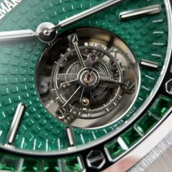 Đồng Hồ Audemars Piguet Rep 11 Royal Oak Selfwinding Flying Tourbillon 26730BC Mặt Xanh Lá Cây Đính Đá Baguette 41mm (2)