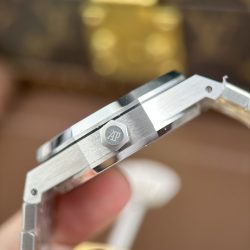 Đồng Hồ Audemars Piguet Royal Oak Selfwinding Flying Tourbillon 26730ST Rep 11 Mặt Số Màu Đỏ Tía 41mm (8)