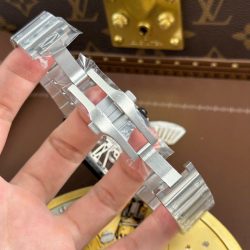 Đồng Hồ Cartier Santos Replica 11 Mặt Lộ Cơ Cọc Số Màu Xanh Lá Cây 39 (2)