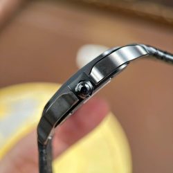 Đồng Hồ Cartier Santos Replica 11 Mặt Số Lộ Cơ Dây Da Màu Đen 39 (2)