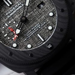 Đồng Hồ Panerai Submersible Luna Rossa PAM01039 Chế Tác Máy Cơ Thụy Sỹ Dây Cao Su 47mm (2)