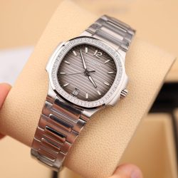 Đồng Hồ Patek Philippe Nautilus 7118 Fake 11 Mặt Xám Viền Đính Đá CZ Nhà Máy GR 35 (2)