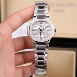 Đồng Hồ Patek Philippe Nautilus 7118 Fake Cao Cấp Mặt Trắng Máy Cơ Thụy Sỹ Nhà Máy GR 35 (2)