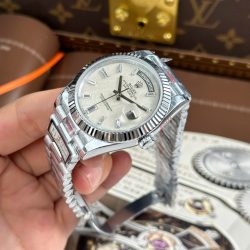 Đồng Hồ Rolex Day-Date Chế Tác Mặt Thiên Thạch Cọc Số Đá Baguette Nặng 186 Grams Xưởng QF 40mm (2)