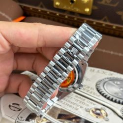 Đồng Hồ Rolex Day-Date Chế Tác Mặt Thiên Thạch Cọc Số Đá Baguette Nặng 186 Grams Xưởng QF 40mm (2)