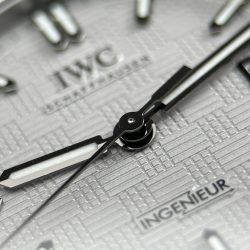Đồng Hồ IWC Ingenieur Replica Cao Cấp Mặt Số Bạc Máy Thuỵ Sỹ Xưởng V7 40mm (2)