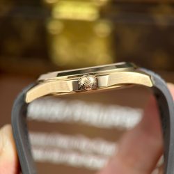 Đồng Hồ Patek Philippe Aquanaut 5167R Chế Tác Tinh Chỉnh Trọng Lượng 124 Gram Máy Khắc 40mm (2)