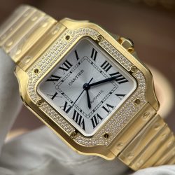 Đồng Hồ Cartier Santos Nữ Chế Tác Mạ Vàng Viền Đính Đá Nhà Máy BV 35mm (2)