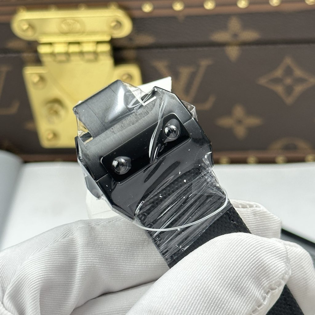 Đồng Hồ Cartier Santos Replica 11 Màu Đen Máy Cơ Tự Động 51.1x41 (2)