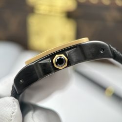 Đồng Hồ Cartier Santos Replica Cao Cấp Mặt Đen Viền Vàng Máy Cơ Tự Động 51.1×41 (2)