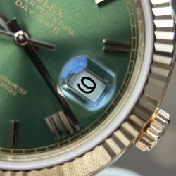 Đồng Hồ Nam Rolex Day-Date Chế Tác Mặt Xanh Lá Cây Bộ Máy Calibre 3255 Nhà Máy RC 40mm (2)