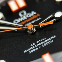 Đồng Hồ Omega Seamaster Diver 300M Replica 11 Mặt Đen Máy Calibre 8806 Super Clone VSF 42mm (2)
