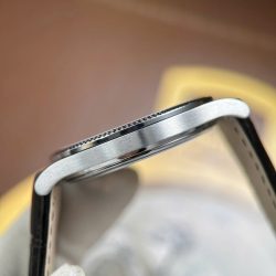 Đồng Hồ Patek Philippe Calatrava 6119 Rep Cao Cấp Mặt Xám Dây Da Màu Đen 39mm (2)