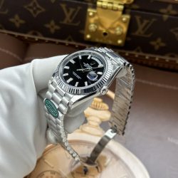 Đồng Hồ Rolex Day-Date Chế Tác Mặt Đen Cọc Số Đá Baguette Bộ Chuyển Động Calibre 3255 Xưởng RC 40mm (2)