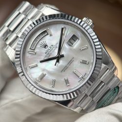 Đồng Hồ Rolex Day-Date Chế Tác Mặt Khảm Xà Cứ Trọng Lượng 212 Gram Nhà Máy RC 40mm (2)