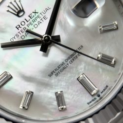 Đồng Hồ Rolex Day-Date Chế Tác Mặt Khảm Xà Cứ Trọng Lượng 212 Gram Nhà Máy RC 40mm (2)