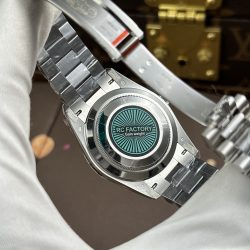 Đồng Hồ Rolex Day-Date Mặt Xanh Ombre Chế Tác Nặng 212 Gram Máy Calibre 3255 Nhà Máy RC 40mm (2)