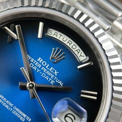Đồng Hồ Rolex Day-Date Mặt Xanh Ombre Chế Tác Nặng 212 Gram Máy Calibre 3255 Nhà Máy RC 40mm (2)