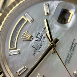 Đồng Hồ Rolex Day-Date Rep 11 Mặt Khảm Xà Cừ Bộ Chuyển Động Calibre 3255 Nhà Máy RC 40mm (2)