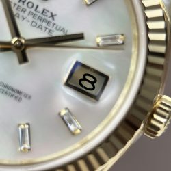 Đồng Hồ Rolex Day-Date Rep 11 Mặt Khảm Xà Cừ Bộ Chuyển Động Calibre 3255 Nhà Máy RC 40mm (2)