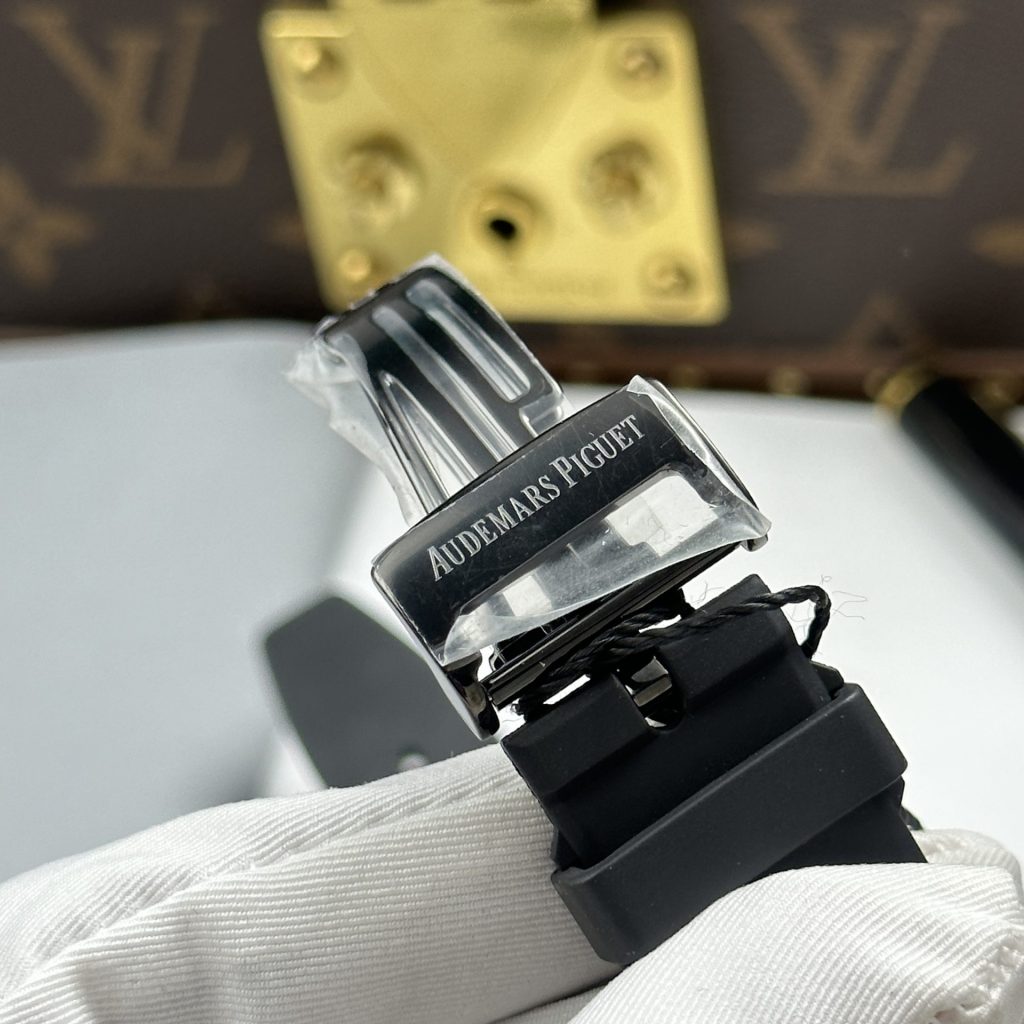 Dong Ho Audemars Piguet Royal Oak DiW 15500 Rep 11 Vỏ Carbon Kim Giây Màu Xanh Dương 41mm (2)