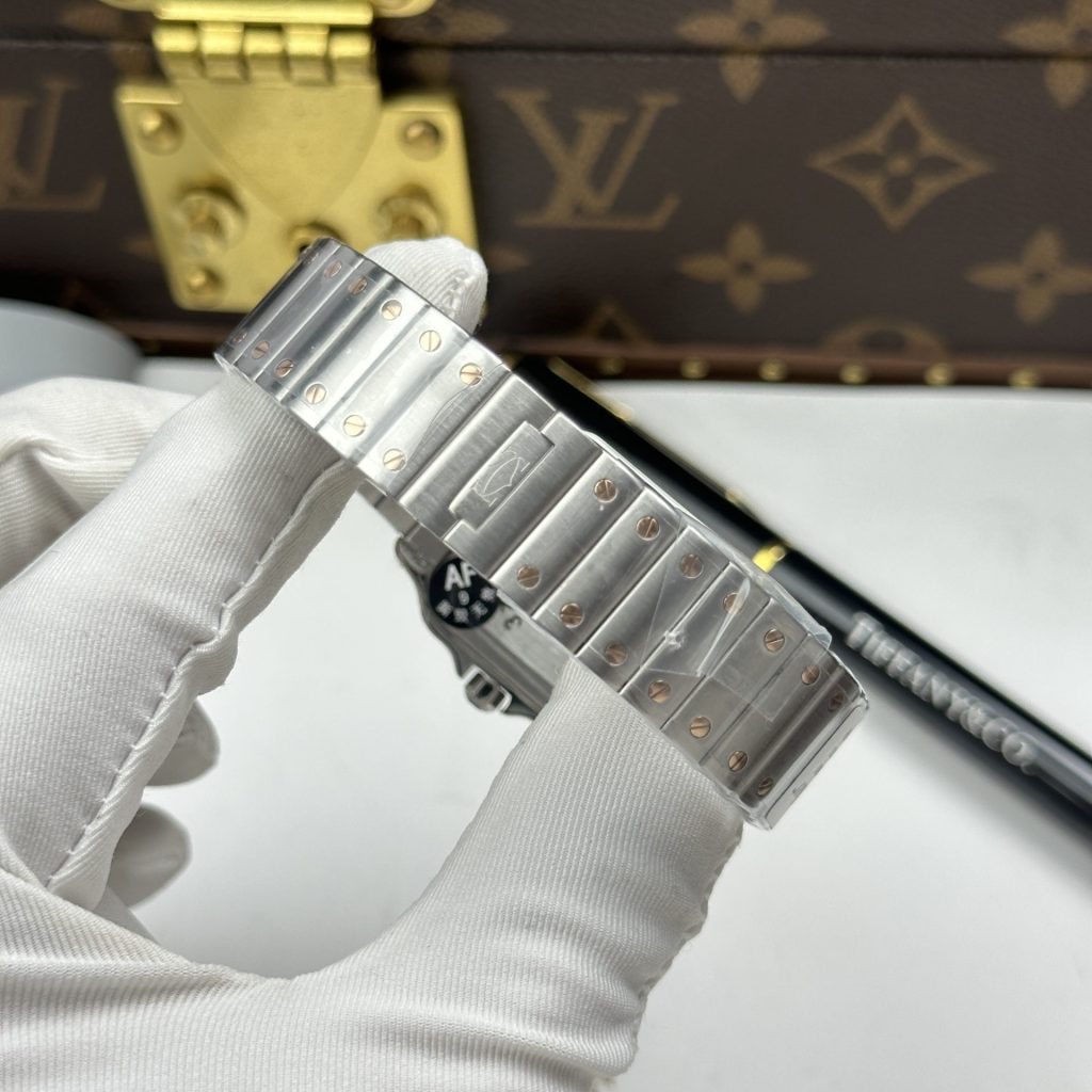 Đồng Hồ Cartier De Santos Small Chế Tác Mặt Trắng Viền Mạ Vàng Hồng 27×34 (2)