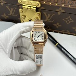 Đồng Hồ Nữ Chế Tác Cartier De Santos Small Mặt Trắng Vỏ Mạ Vàng Hồng 27×34 (2)