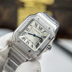 Đồng Hồ Nữ Replica 11 Cartier De Santos Small Mặt Trắng Viền Đính Đá 27x34 (2)