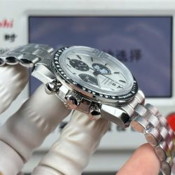 Đồng Hồ Omega Chế Tác Speedmaster Silver Snoopy Award Mặt Trắng Viền Đen 42mm (2)