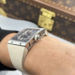 Đồng Hồ Richard Mille RM16-02 Chế Tác Vỏ Titanium Siêu Nhẹ 36x45x10mm (1)