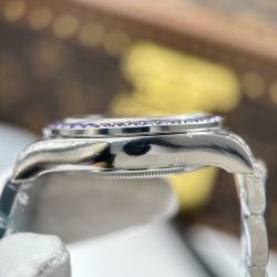 Đồng Hồ Rolex Daytona Chế Tác Mặt Khảm Xà Cừ Tím Viền Đính Đá 40mm (1)