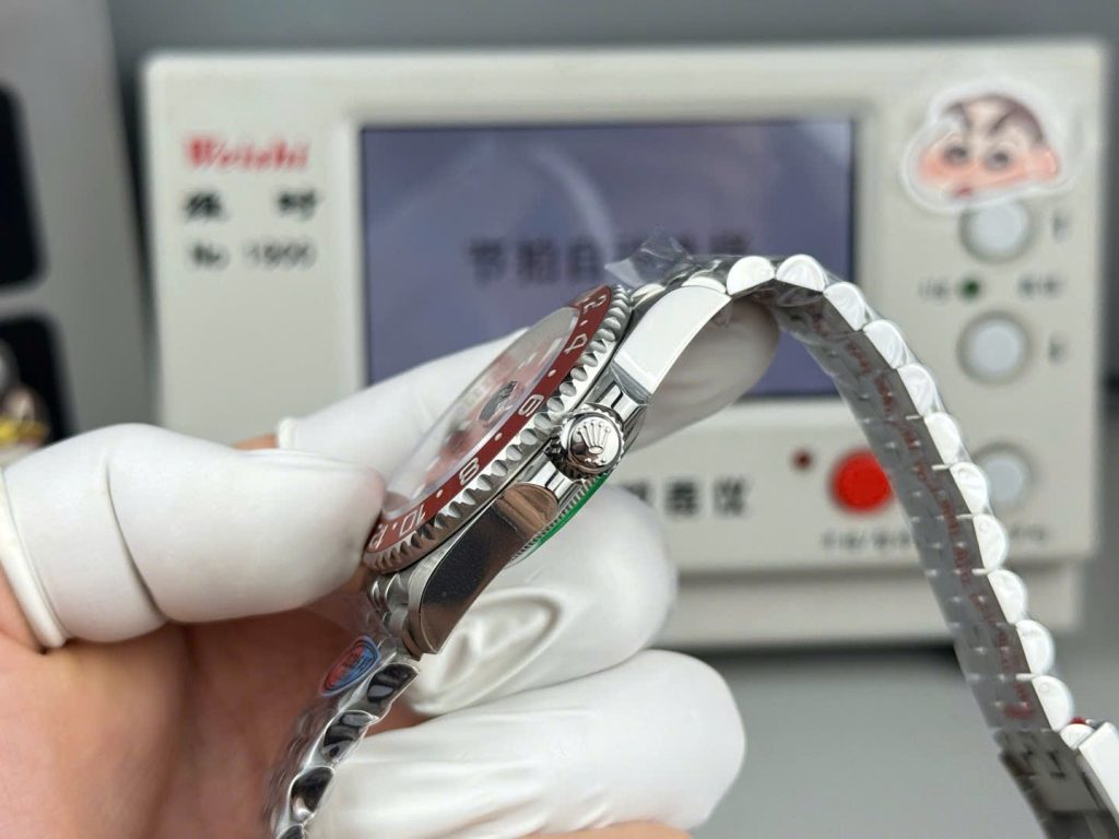 Đồng Hồ Rolex GMT-Master II Replica 11 Mặt Số Màu Đỏ Máy Calibre 3285 Super Clone 40mm (2)