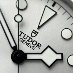 Đồng Hồ Tudor Black Bay 68 Replica 11 Mặt Trắng Máy Cơ Thuỵ Sỹ Nhà Máy ZF 43mm (1)